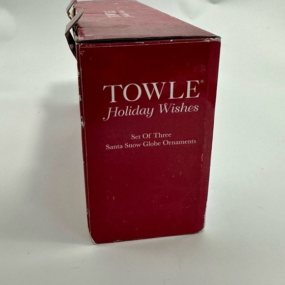 NWT Towle Holiday Wishes set of 3 Santa snow globe ornaments - Picture 2 of 8